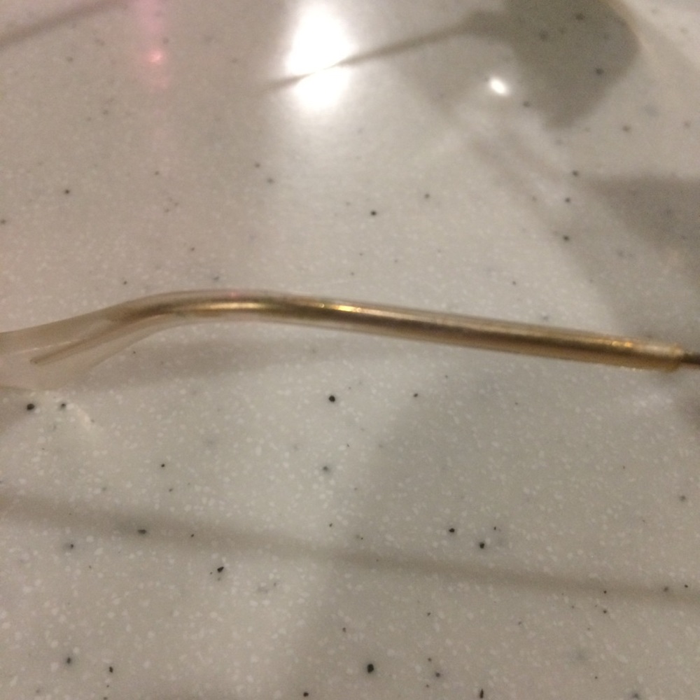 Gold Ray-Ban Aviators - Picture 3 of 8